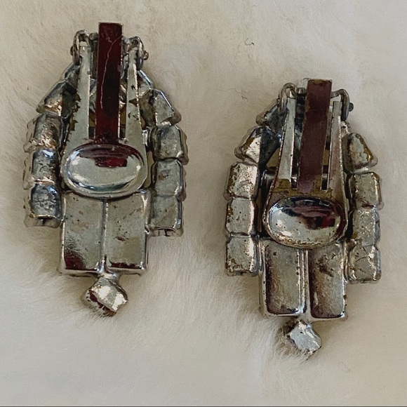 Vintage Rhinestone Clip On Earrings - Picture 4 of 6